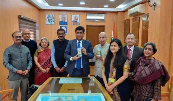 Railway Board Chairman launched HRMS Mobile App
