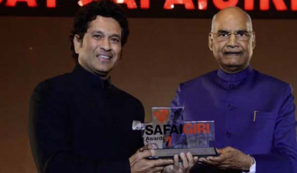 Legendary cricketer Sachin Tendulkar awarded Swachhata Ambassador Award