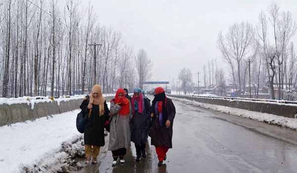 In Kashmir, 40-days Period of Extreme cold 'Chilai-Kalan' began