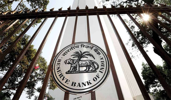 RBI released new guidelines for banks to set up currency chests