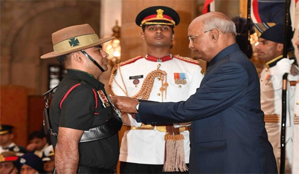President R.N. Kovind presents Gallantry Awards and Distinguished Service Decorations