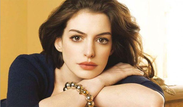 Anne Hathaway Honored With Human Rights Award 2018