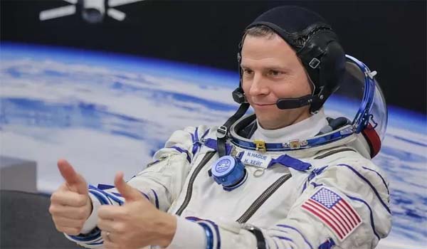 NASA astronaut Nick Hague awarded with Russia's Order of Courage