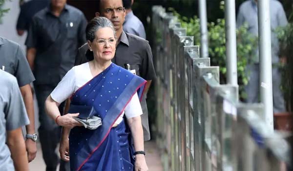 Sonia Gandhi becomes new President of Congress Party