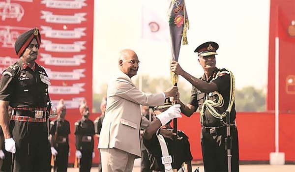 President presents colors to Army Aviation Corps in Nashik