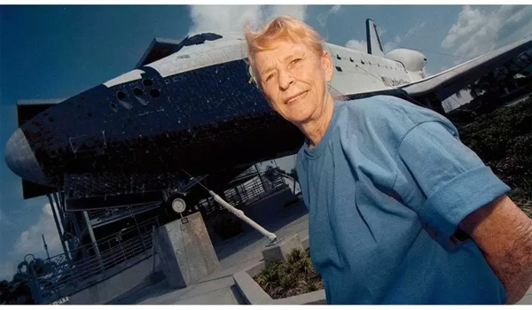 Jerrie Cobb-NASA 1st female Astronaut dies at 88