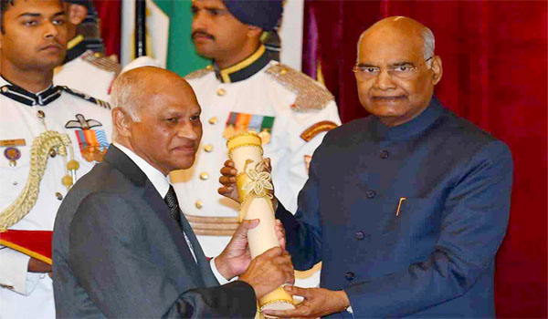 President provides Padma Awards 2019 at Rashtrapati Bhawan