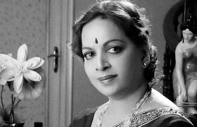 Filmmaker Vijaya Nirmala dies At Age 75