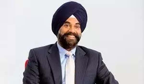 Ravinder Takkar became New MD & CEO of Vodafone Idea