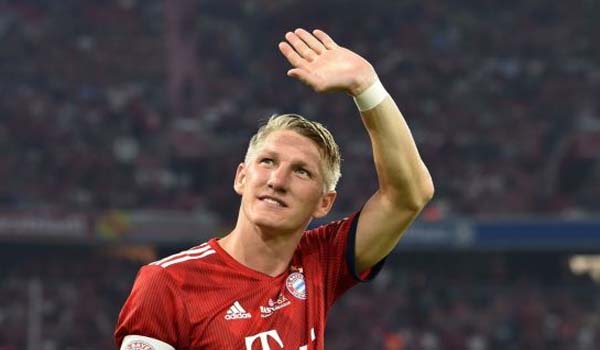 German player Bastian Schweinsteiger announced retirement from Soccer