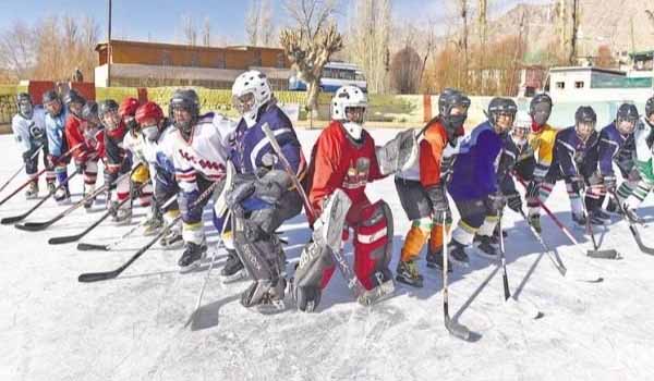 5th edition of National Ice Hockey Championships began in Leh