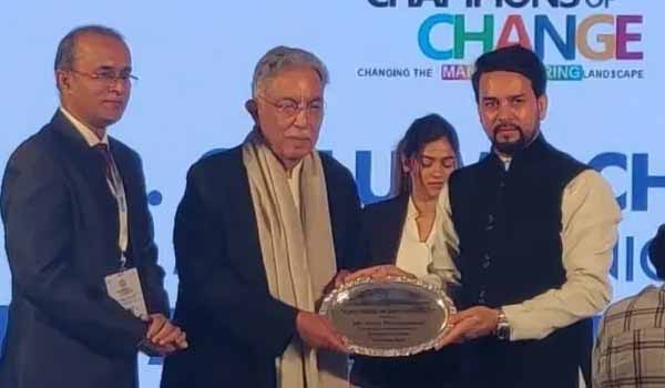 Gulu Mirchandani won CEAMA Lifetime Achievement Award
